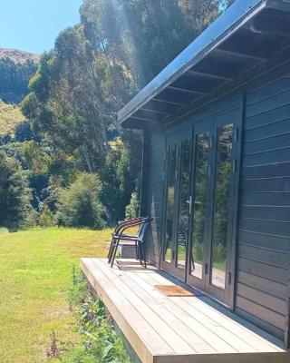Okuti Cabin, Little River