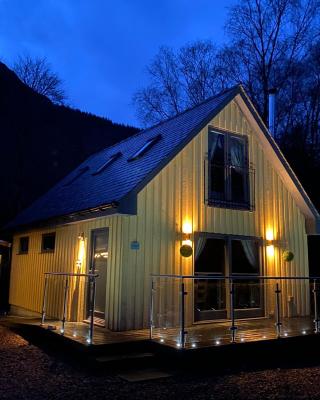 Bluebell Cottage with Hot Tub