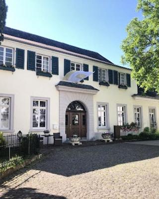 KAROLINGERHOF - Mosel