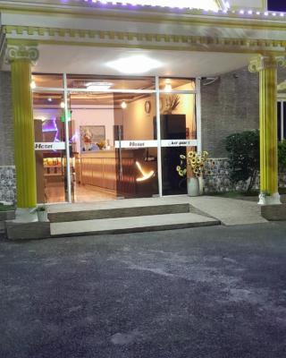 Airport Hotel Clark