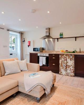 Finest Retreats - Courtside Cottage