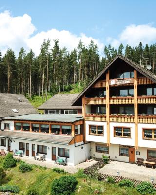 Auerhahn Bed and Breakfast - Black Forest - Waldhotel