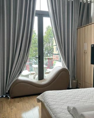 Hotel Hồng Cẩm