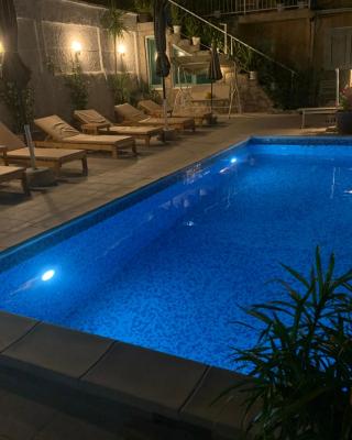 Al Mare Vacation Home