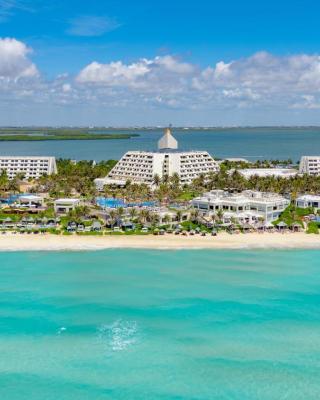 The Pyramid Cancun by Oasis - All Inclusive
