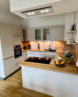 K4 Wohnung mit Gartenblick