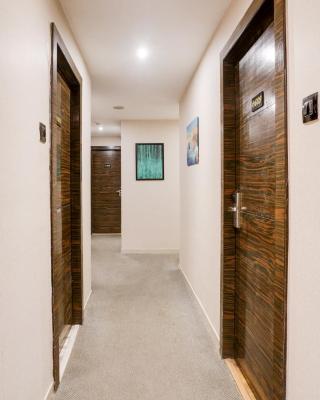 Super Collection O Andheri Near Western Express Highway