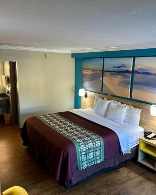 Days Inn by Wyndham Houston East