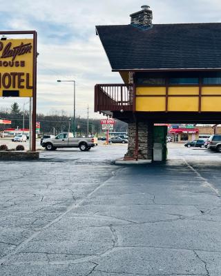 Capital O Clayton House Motel Rockford Near Airport