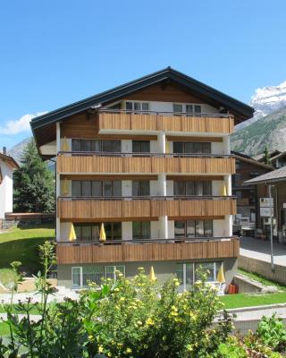 Appartementhaus Venetz SAAS105 ruhige Lage direkt an SKIBUSHALTESTELLE
