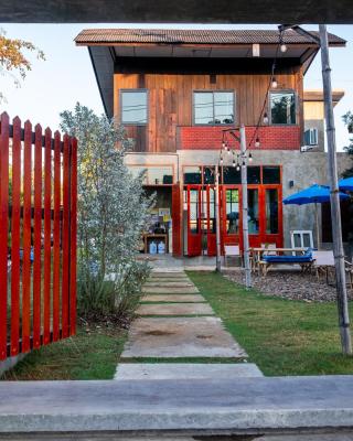 Moon Garden Hostel