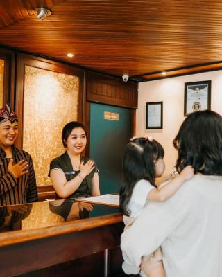 Tuwuh Hotel at Kayutangan