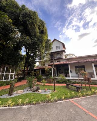Rey House