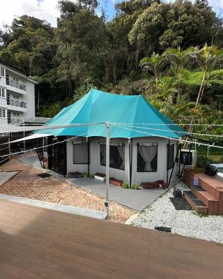 Private Glamping Tent and Jacuzzi in Brinchang
