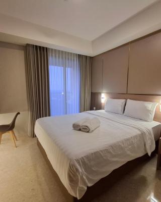 Luxury Sea View Free WIFI Nice and Cozy Gold Coast Apartment PIK Next to Oakwood Hotel by Blezz