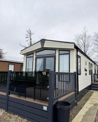 Lodge in Forfar, Angus, relax in comfort
