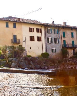 Riva Bianca Castle Holiday Home