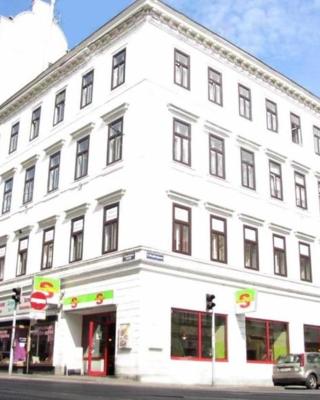 Hotel Pension Walzerstadt