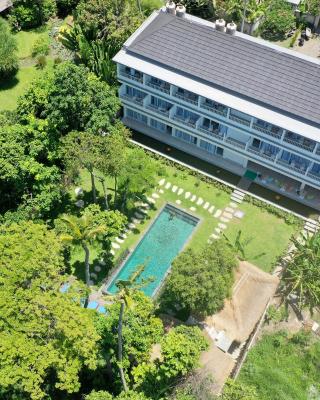 Mahamustika Riverside