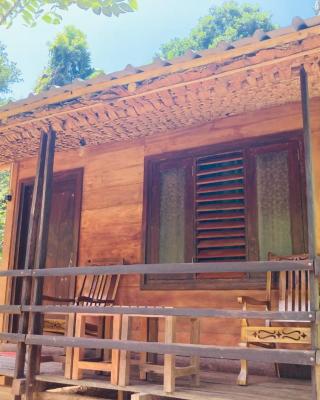 Sinharaja Pitadeniya Hut