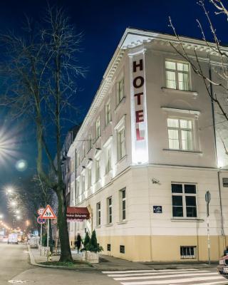 Hotel Theater Belgrade