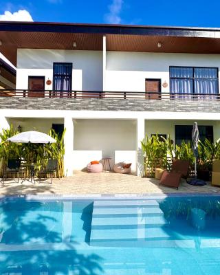 Casa Basa Siargao