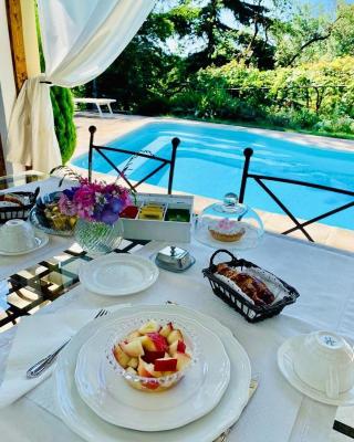 Relais Torre Dei Torti - Luxury Bed and Breakfast