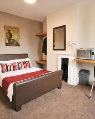 Central Hotel Cheltenham by Roomsbooked