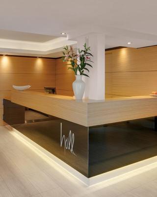 Hotel Holl