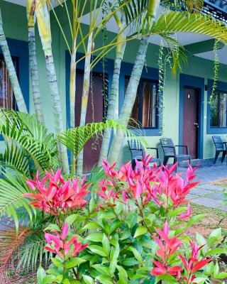 The Paramount Lodge