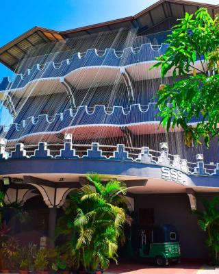 SSS HOTEL