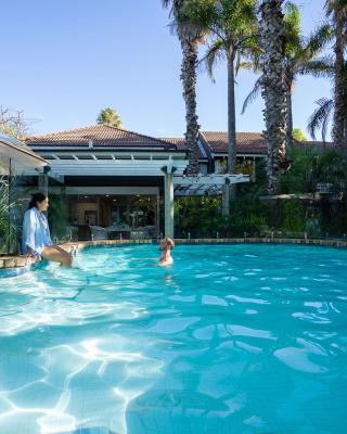 Emerald Inn on Takapuna Beach