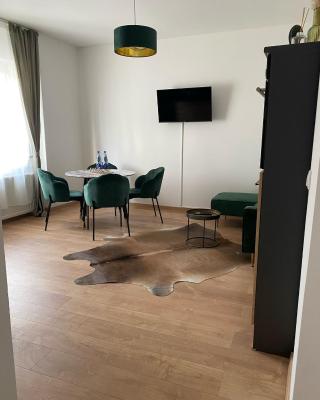 G Kennedy, 3 Personen Deluxe Markranstädt