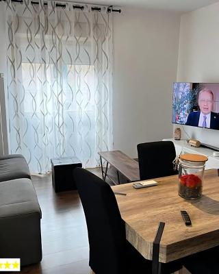 Gorizia Central Luxe Apartment 6 posti letto
