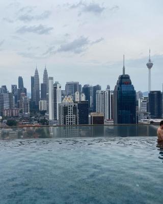 Elevated Horizons Hostel & Infinity Suites Skypool