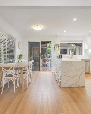 Maroochy 4 Bedroom Family Beachhouse