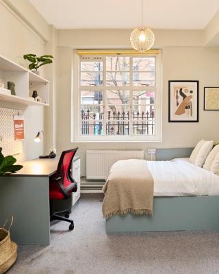 Louise House Hostel