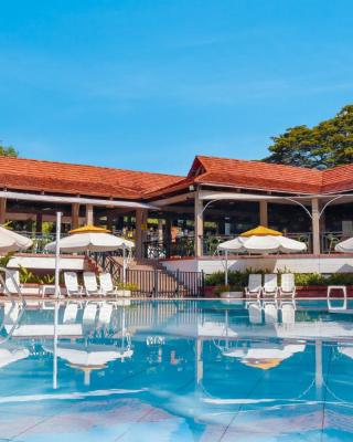 Hotel Girardot Resort by On Vacation