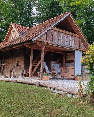 Apartma kašča