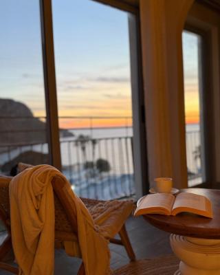 Alga Luxury Suites