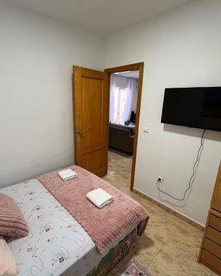 Apartamento compartido - SOLO EL DORMITORIO ES PRIVADO