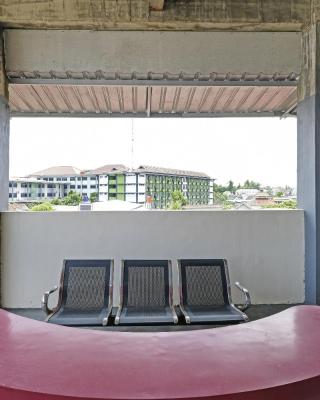 SUPER OYO 90905 Dangau Datuk Guesthouse