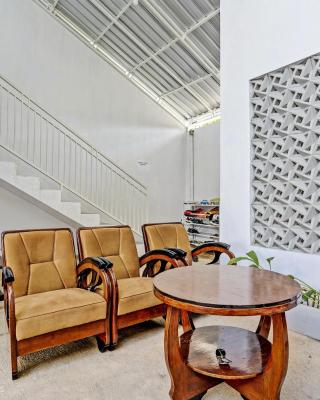 OYO 92817 Niza Guesthouse Syariah
