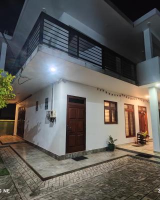 Villa Tanzanite Hikkaduwa