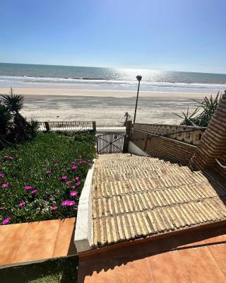 A la Orilla del Mar