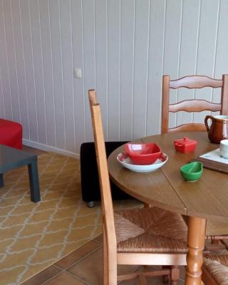 Studio à 100 m de la plage