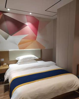 Longxiang intelligent Hotel