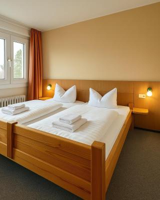 Hotel am Lärchenberg I Frühstück, WLAN, Parkplatz