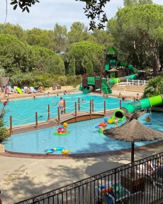 Mobile home 6-pers Camping Leï Suves-Côtes d'Azur-including airco