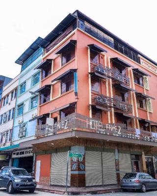 OYO 210 Hotel Five 2